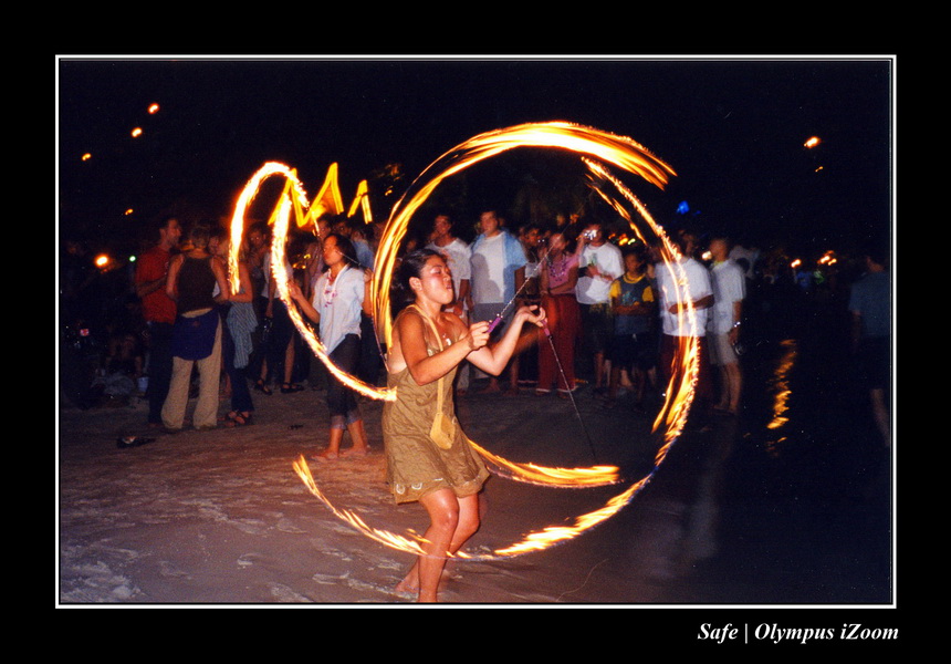 2001   07   full moon 08